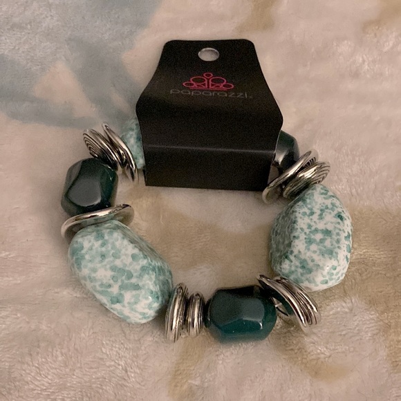 Paparazzi Large Stone-like Stretchy Bracelets - Picture 3 of 5